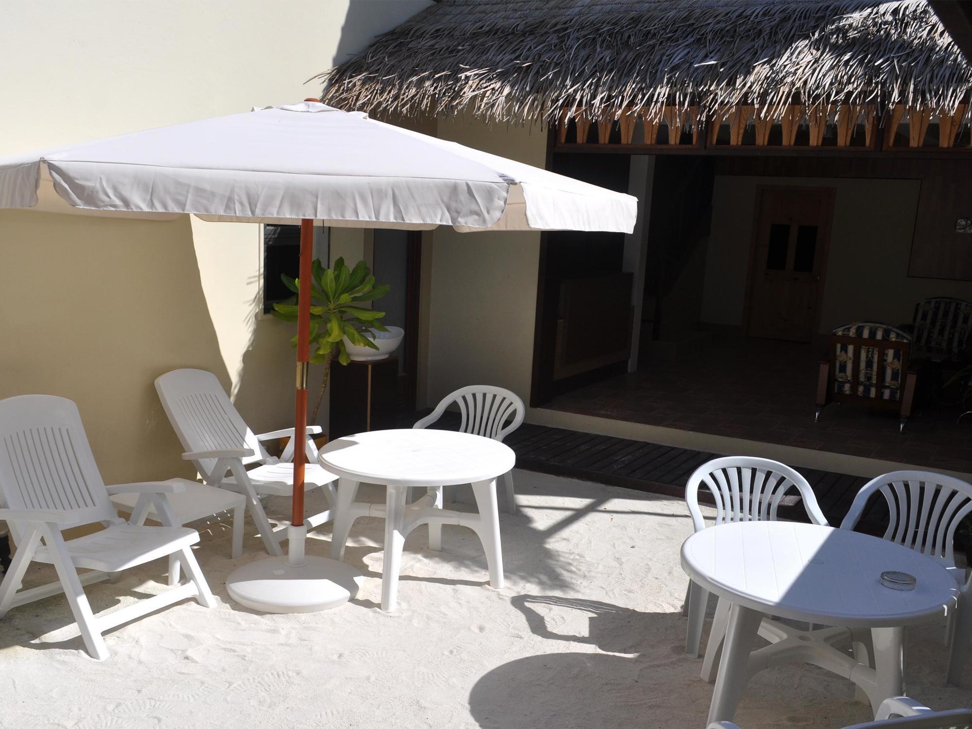 Water Breeze Hotel Maafushi Exterior foto